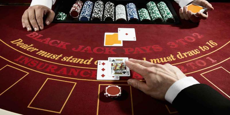 Cách chơi bài Blackjack với việc chọn bàn đấu và đặt cược